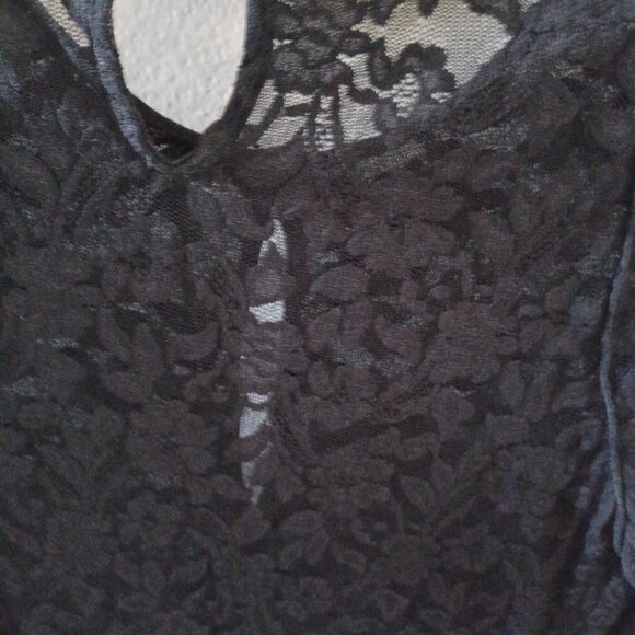 Moda Int / Victoria Secret Black Long Sleeve Stretch Lace Key / Peep Hole Large - Picture 5 of 6